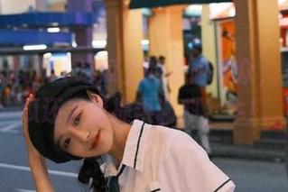 51吃瓜上的朝阳群众，免费吃瓜还友情提供调料，牛！
