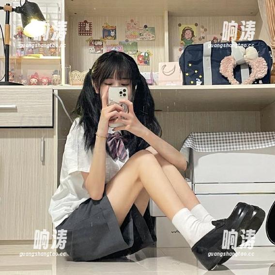 下载“51吃瓜”，分享氛围随时在线，很难不喜欢！