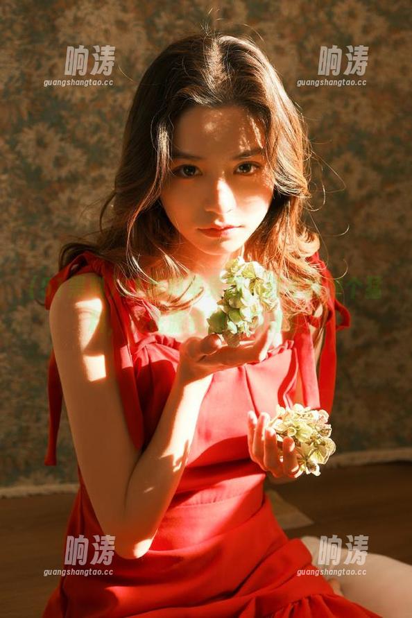 51黑料苹果版，时不时掉个猛料，桃花源式的吃瓜体验？