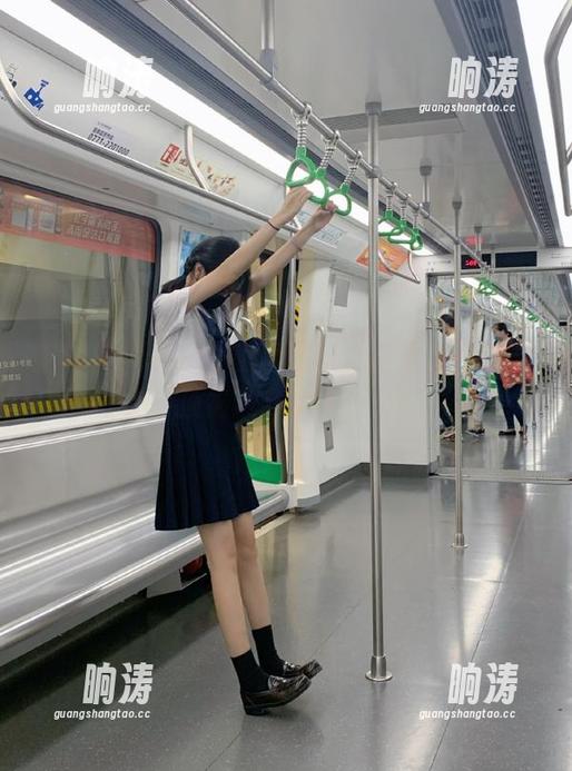 在线刷51黑料，感觉自己快成“顶级八卦达人”了！