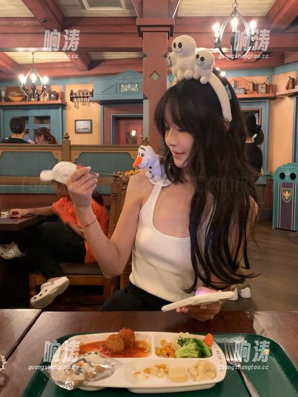登录58吃瓜，谱写你的闲聊传奇！