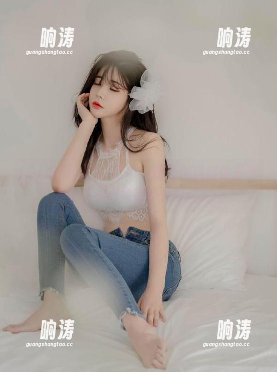 在91吃瓜，观看爆料就像是在翻阅不小心掉落的八卦信封…
