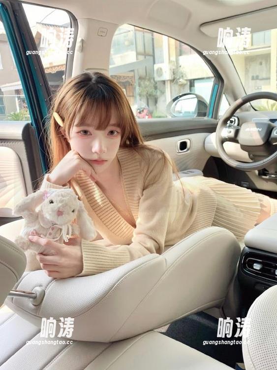 91吃瓜 为何我总是被91吃瓜的视频“传送门”吸引?难道它们是黑洞!