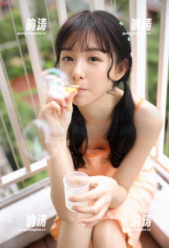 忘了休息，“观看”在这heiliao不打烊的夜里为我孤单的灵魂加油！
