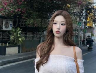 在线解锁五一吃瓜大礼包，果汁和料全都免费送你，别说我没告诉你哦！
