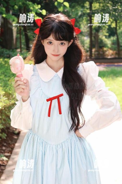 吃瓜心情总是饱满，五一吃瓜群众直达今日必LOL图片合集！