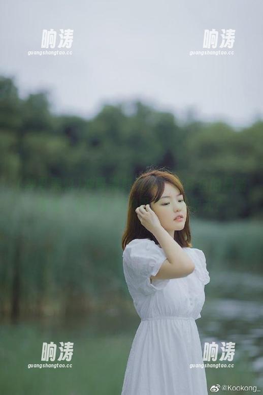 冲哥黑料发布：折耳鱼的最新妆容，能否打动冲哥的独特眼光？