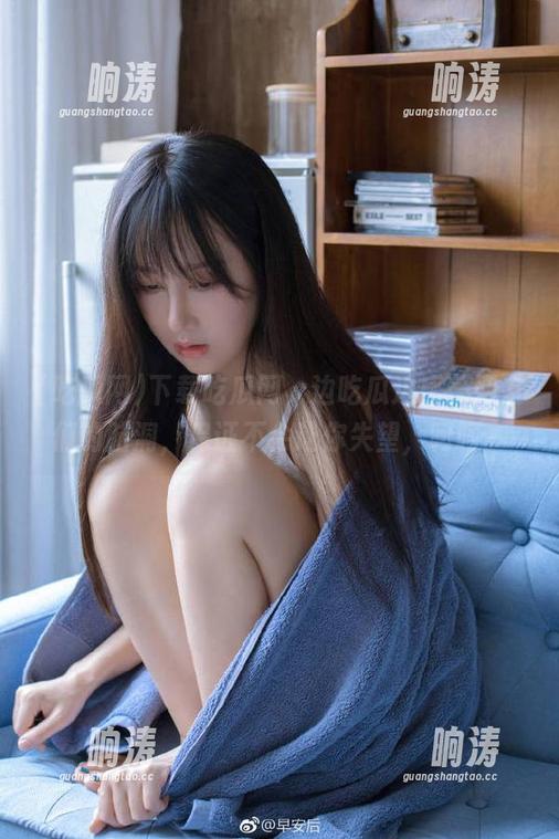 下载吃瓜网，边吃瓜边感受网友们的脑洞，保证不会让你失望，呵呵～
