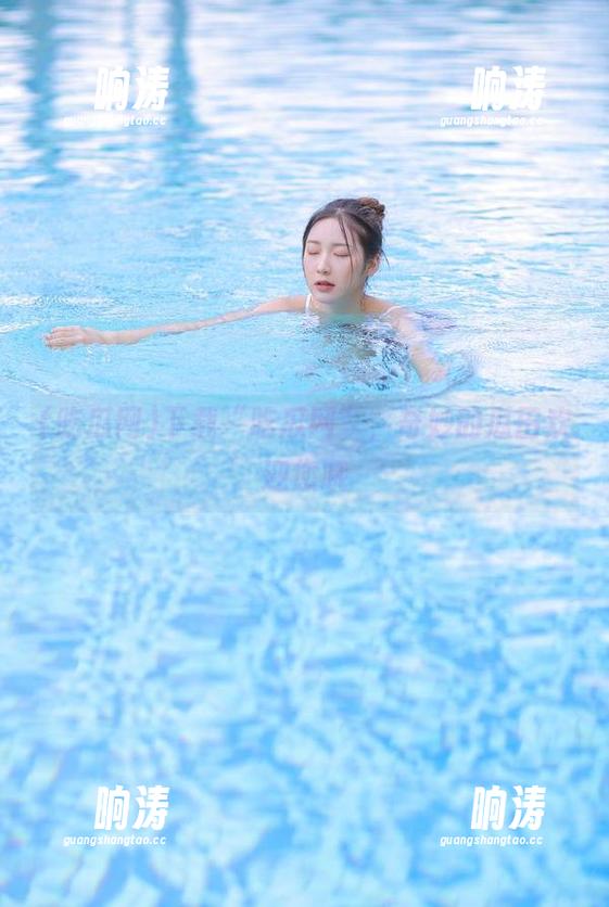 下载“吃瓜网”，奇妙的瓜田欢迎您哦