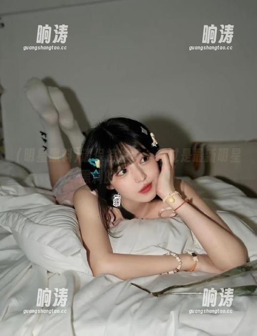 请保持冷静，不过是最新明星黑料的派对邀请！