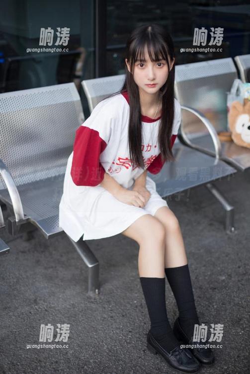 近日黑料众多，观看黑料不打洋，分分钟都有新乐子！