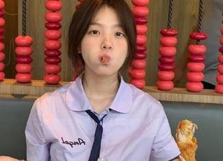 永久被“黑料不打烊”的肚子盯上，真想问问瓜就是个调味品吗？