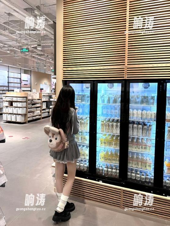 这边免费tttzzz.su黑料不打烊so，那边吃瓜根本不用劳心！