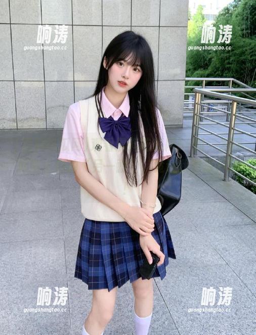 观看黑料吃瓜网51时，发现体育生们的“另一面”，竟让我震惊不已！