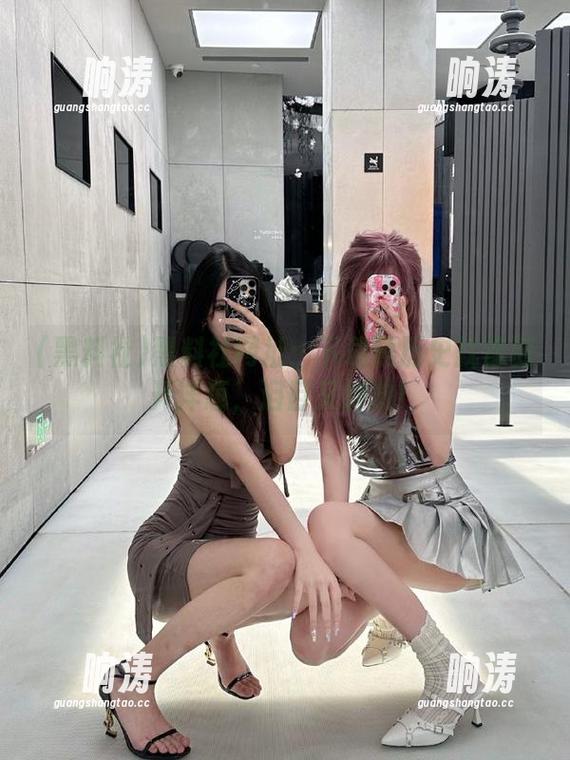 黑料社网址：下载黑历史就像剥开洋葱，泪目又刺激！