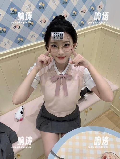 黑料网在线，观看的时候可千万别喝水，免得噴出来！